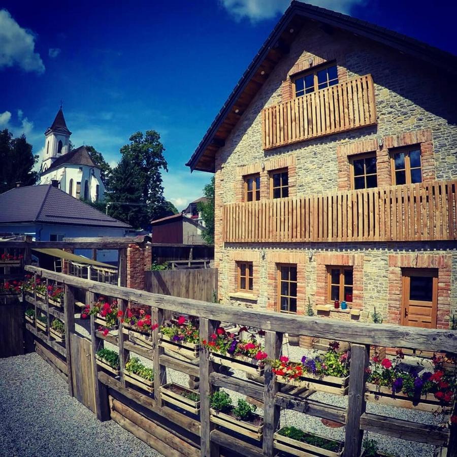 Liptov Lodge Liptovský Mikuláš 外观 照片